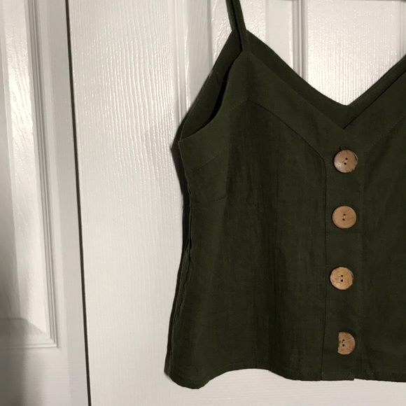 Tops - Green button down tank top
